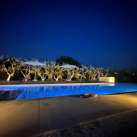 Villa Escape Galeone &infinity Pool 16x4m *